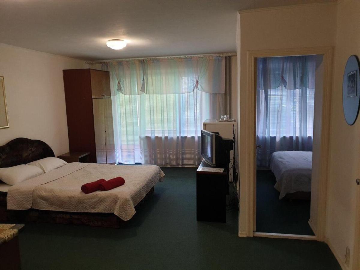 Mini Hotel Vesna Dniepropietrowsk Zewnętrze zdjęcie